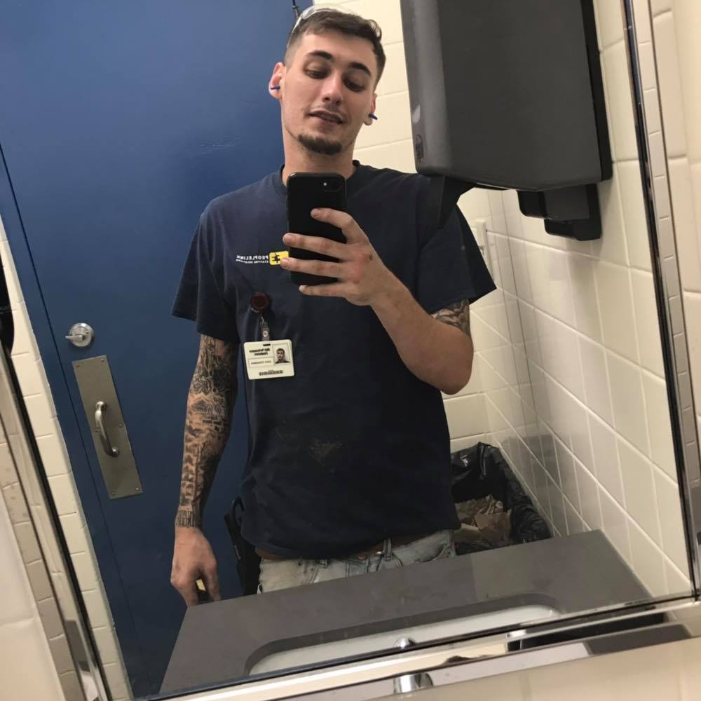 Meet your Posher, Zak